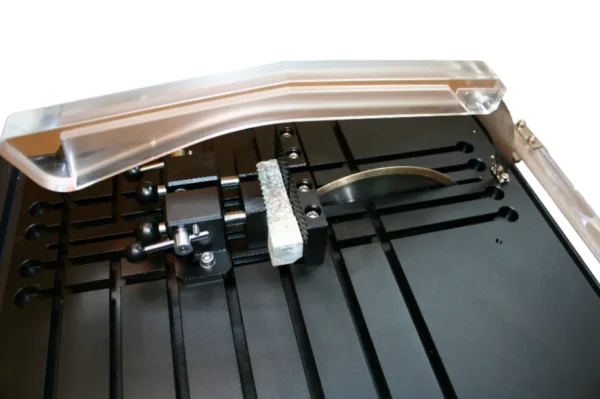 Smart Cut SMART CUT® 6025 – Automatic Sectioning Saw - Ukam